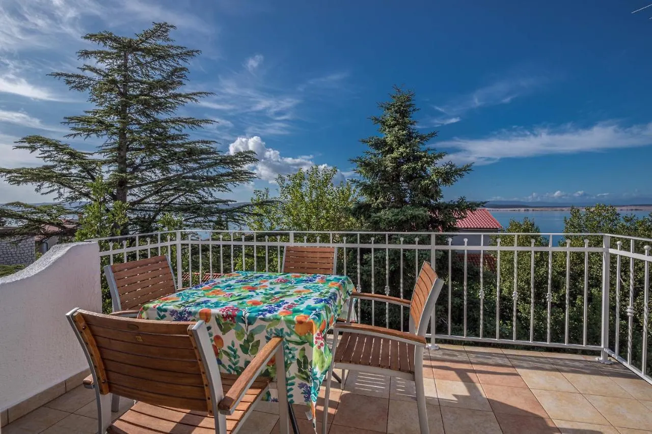 Apartment In Crikvenica 41210