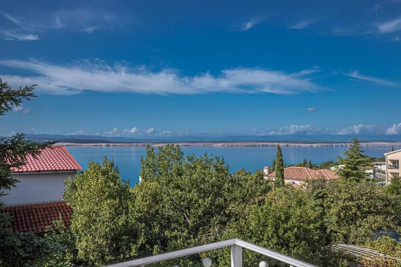 Apartment In Crikvenica 41210