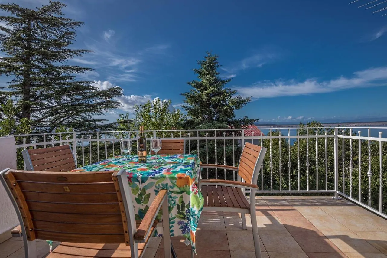 Apartment In Crikvenica 41210